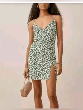 Reformation green micro floral mini dress medium thin strap small slit v-neck